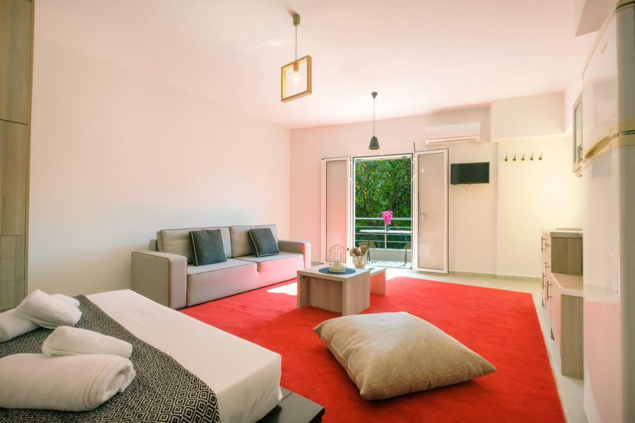 Almyros Aktis Private Garden Apartment Каламата Екстер'єр фото